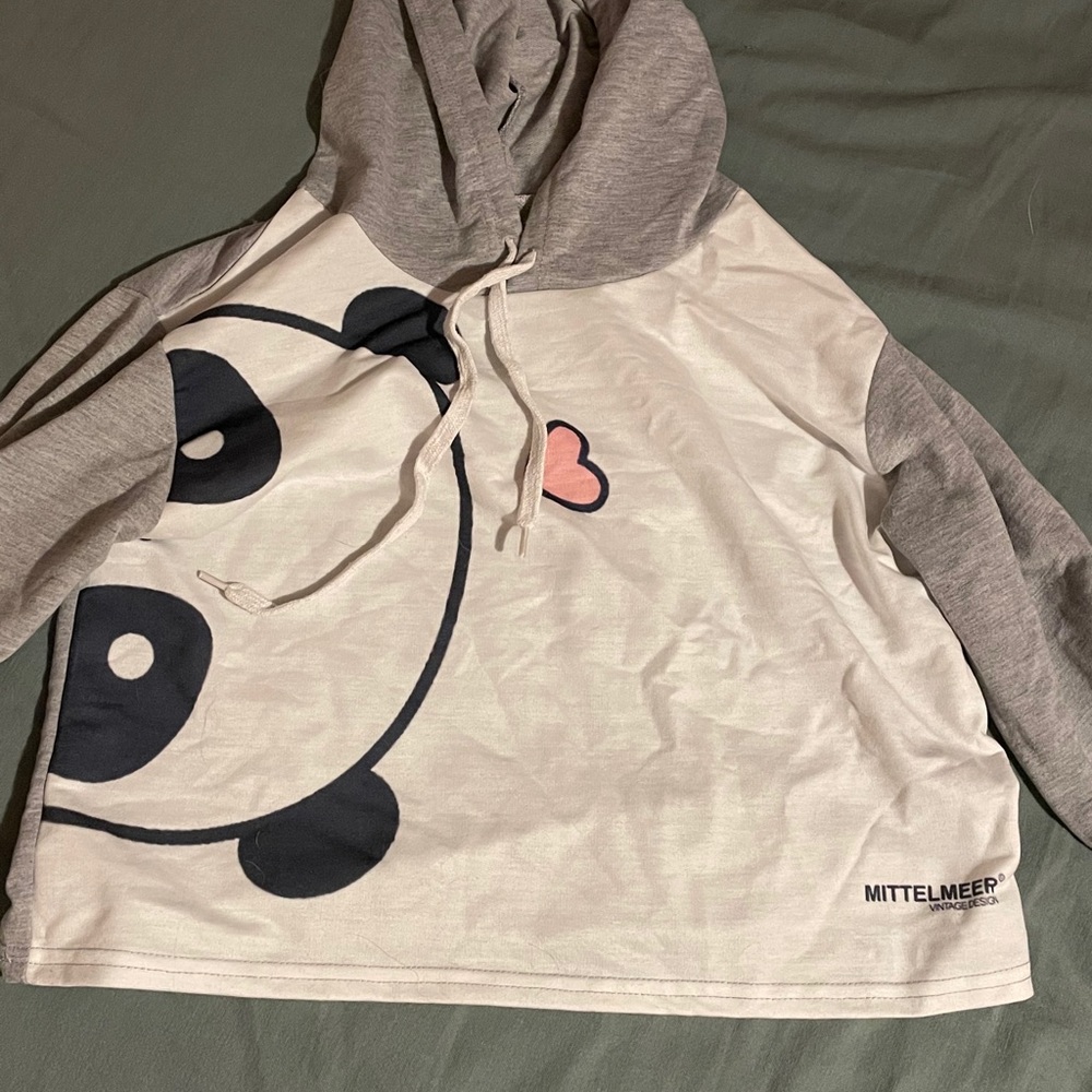 cropped hoodie
